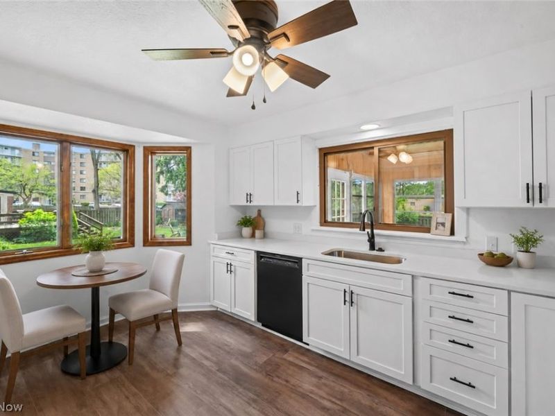 4350 Wooster Road, Fairview Park, OH 44126 Photo 11