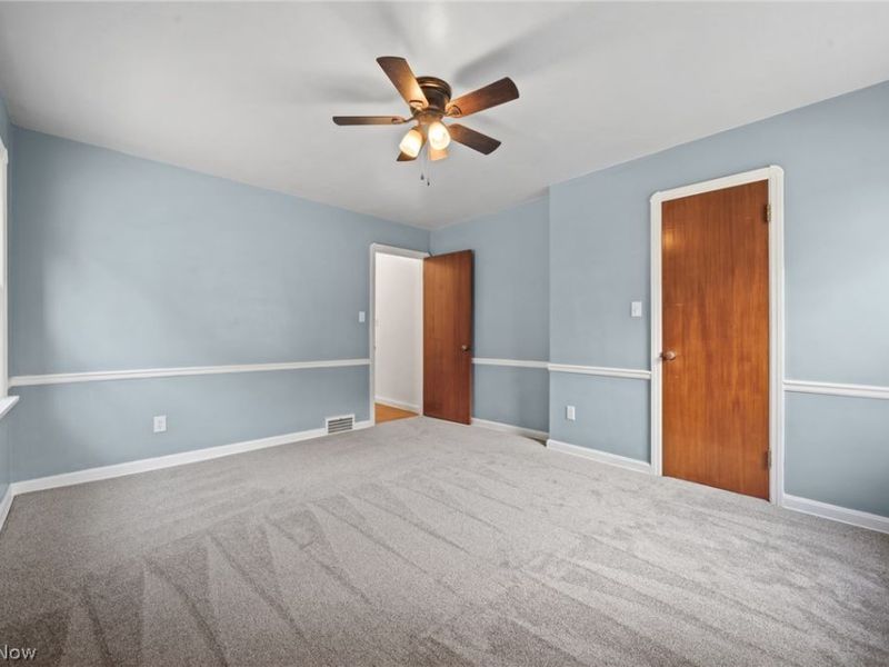 4350 Wooster Road, Fairview Park, OH 44126 Photo 18