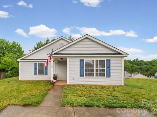 559 Railway Place SW, Concord, NC 28025