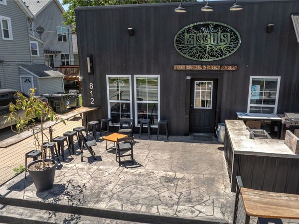 812 Ellis Boulevard NW, Cedar Rapids, IA 52405