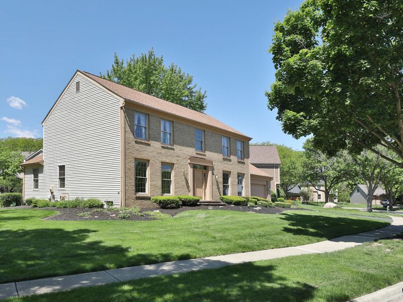 5613 Corey Swirl Drive , Dublin, OH 43017 Photo 3