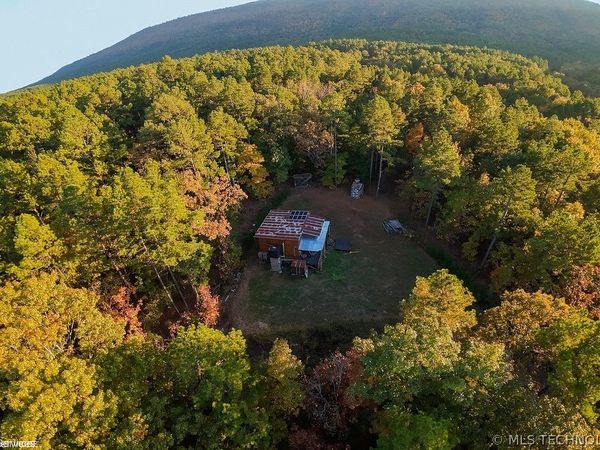 288670 Cemetery Road , Heavener, OK 74937