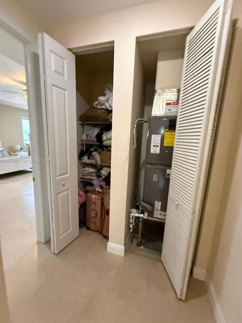 9845 NW 86th Ter, Doral, FL 33178 Photo