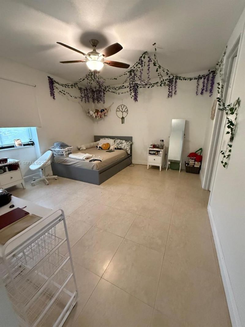 9845 NW 86th Ter, Doral, FL 33178 Photo