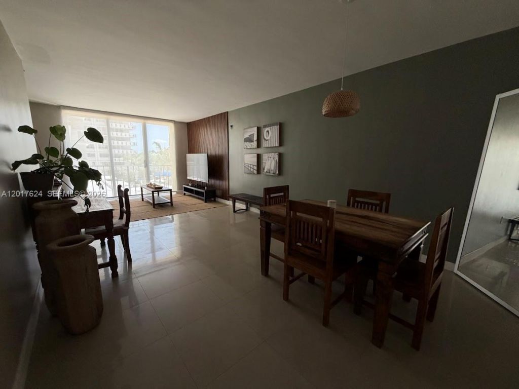 800 West Ave, Unit 441, Miami Beach, FL 33139 Photo