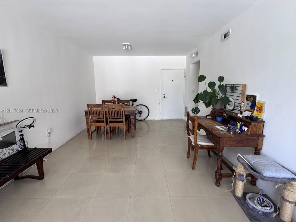 800 West Ave , Unit 441, Miami Beach, FL 33139 Photo
