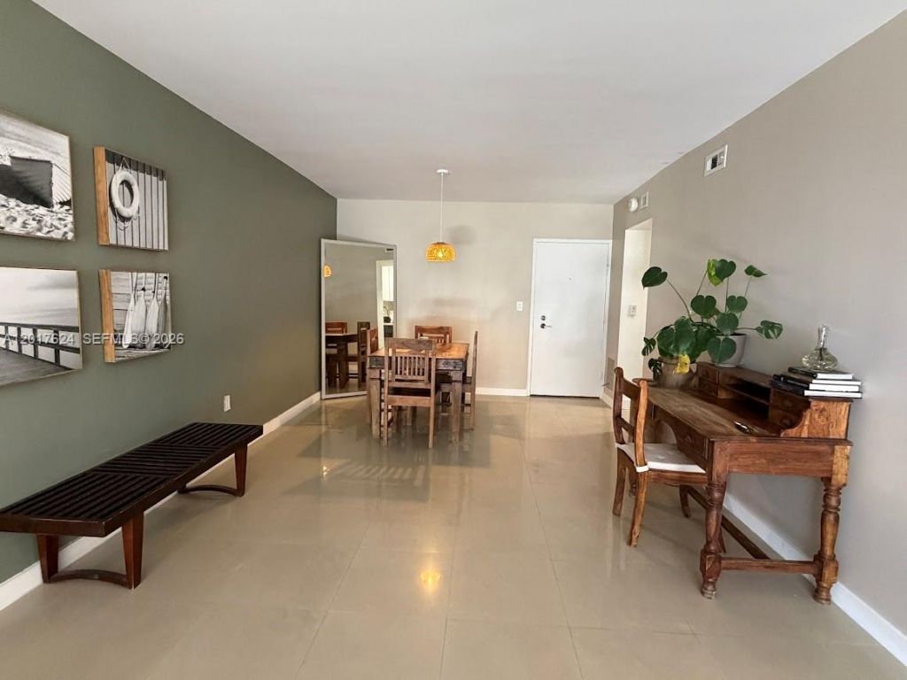 800 West Ave, Unit 441, Miami Beach, FL 33139 Photo