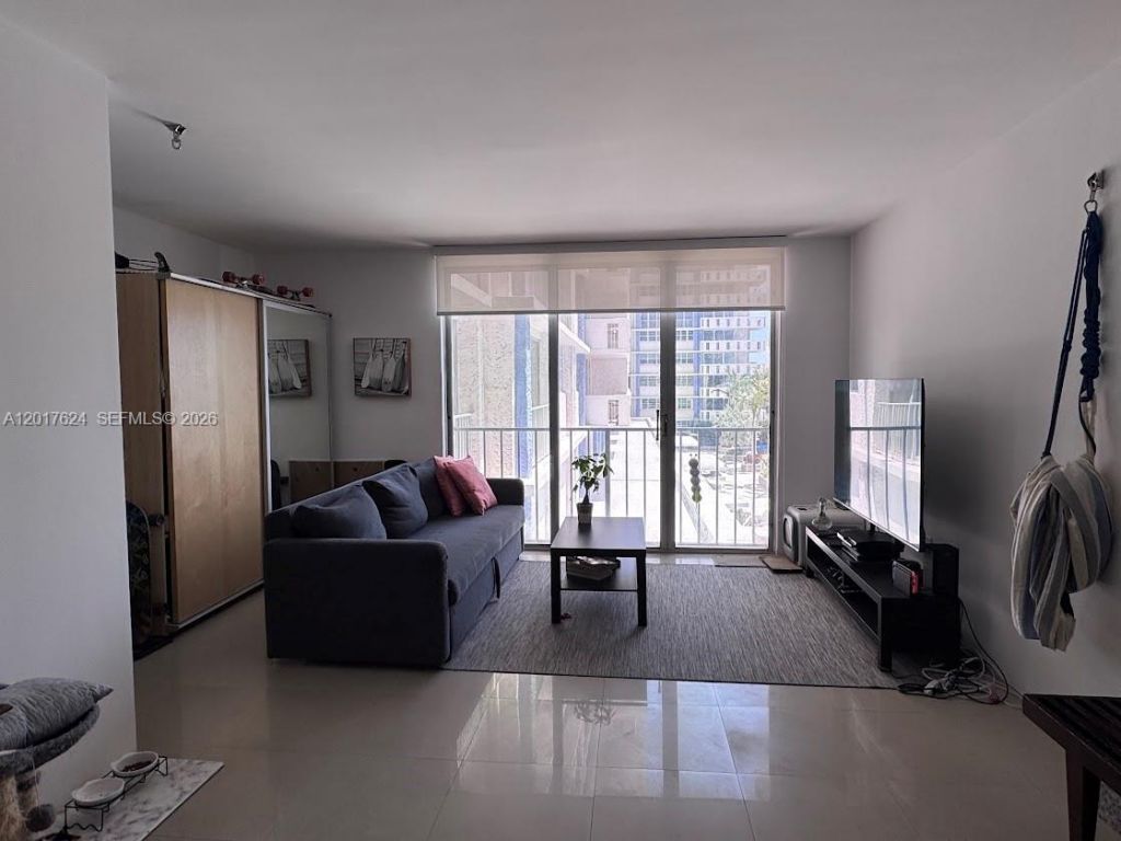 800 West Ave , Unit 441, Miami Beach, FL 33139 Photo