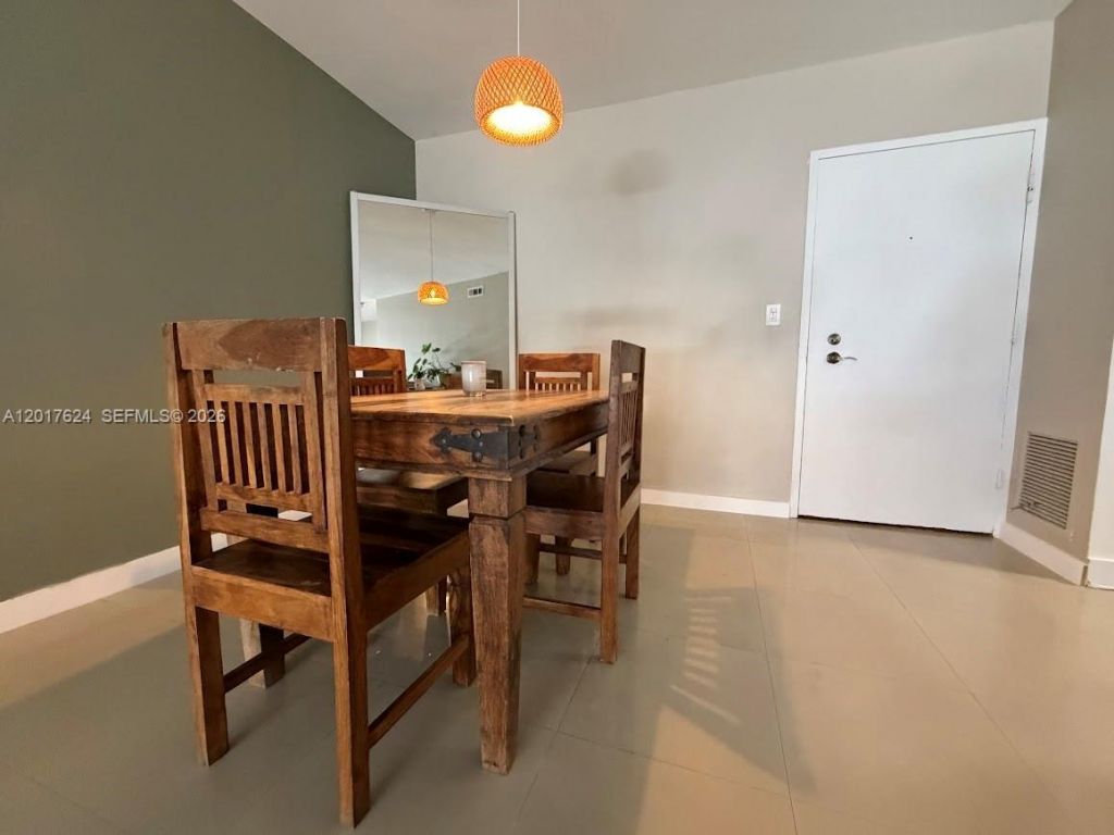 800 West Ave, Unit 441, Miami Beach, FL 33139 Photo