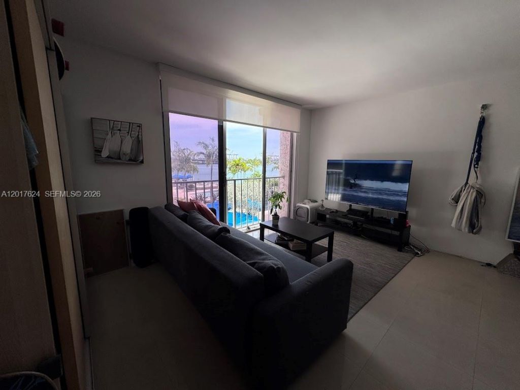 800 West Ave , Unit 441, Miami Beach, FL 33139 Photo