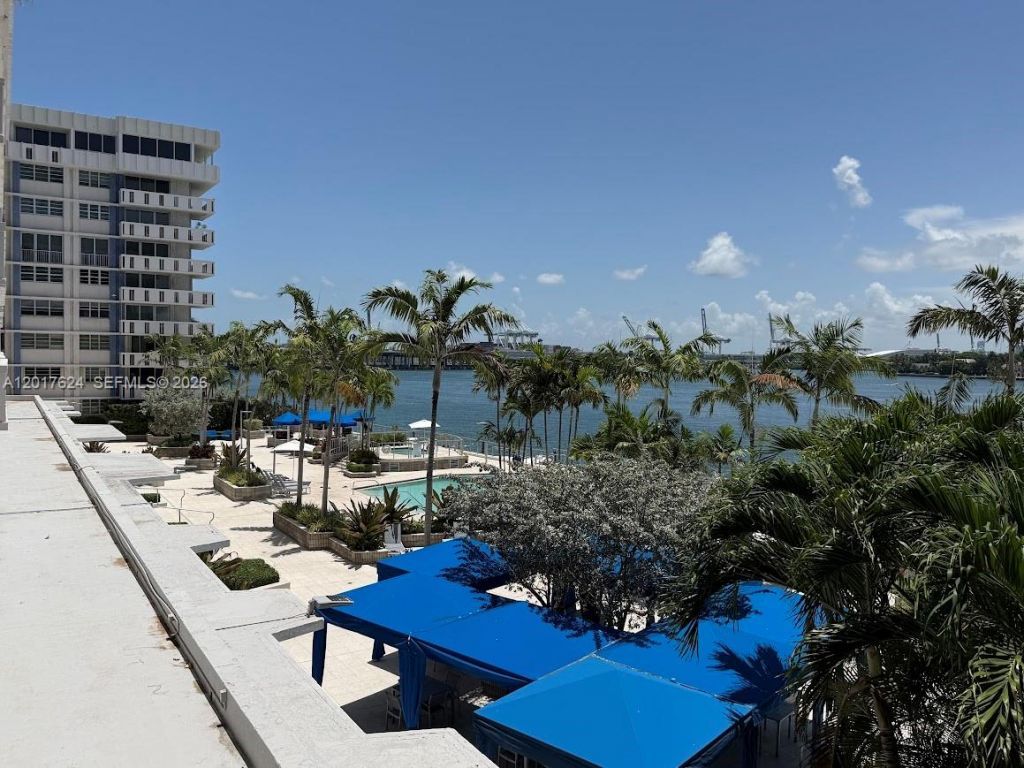800 West Ave, Unit 441, Miami Beach, FL 33139 Photo