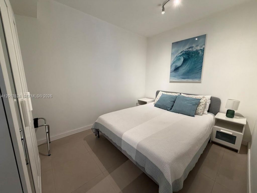 800 West Ave, Unit 441, Miami Beach, FL 33139 Photo