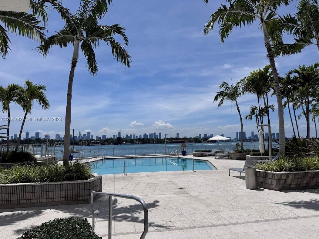800 West Ave , Unit 441, Miami Beach, FL 33139 Photo