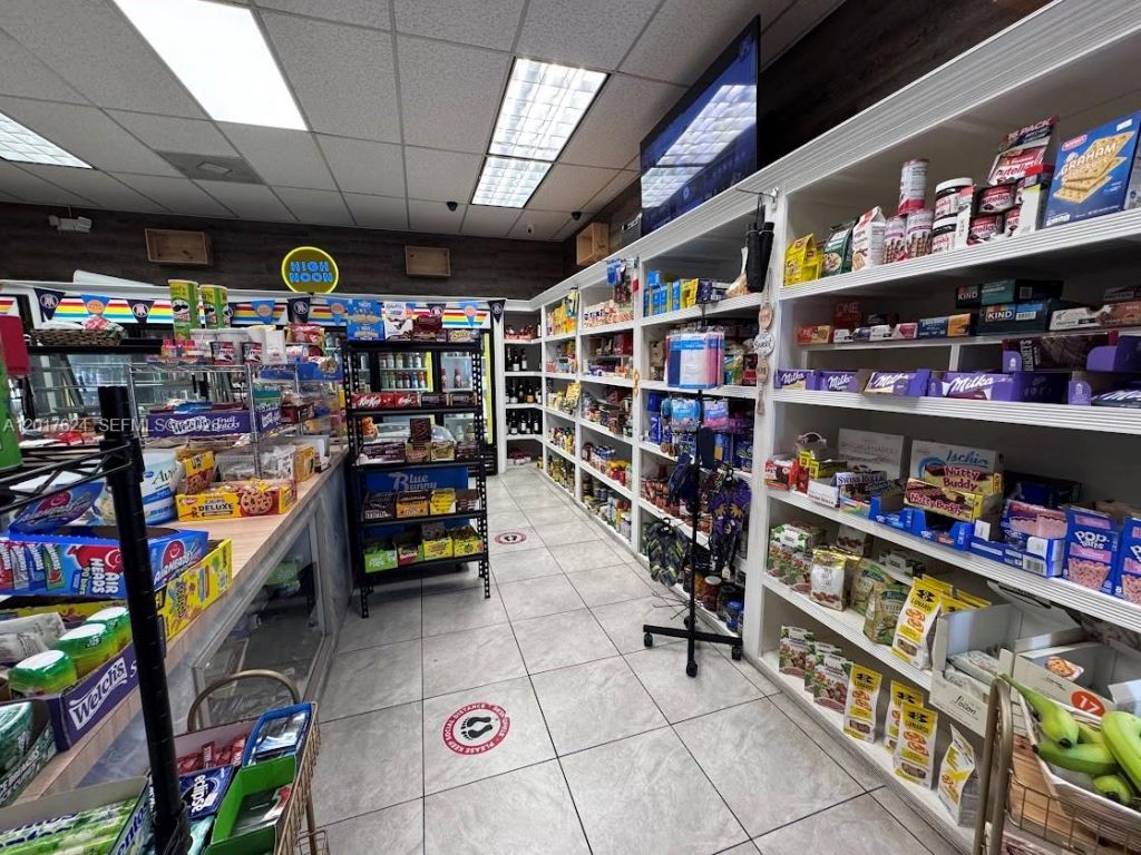 800 West Ave , Unit 441, Miami Beach, FL 33139 Photo