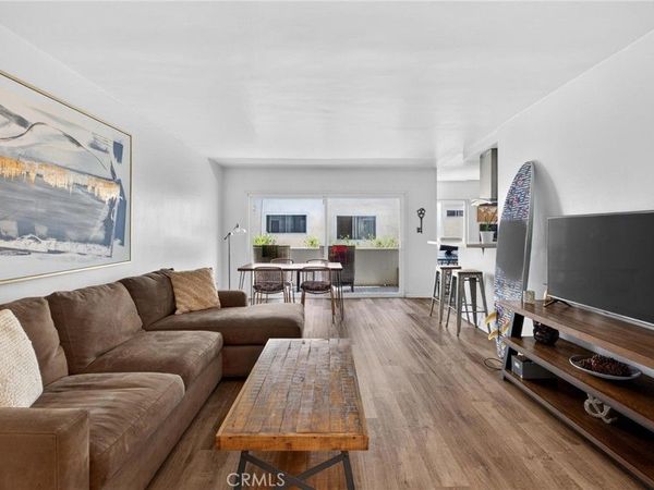 8710 Delgany Avenue, Unit 8, Playa Del Rey, CA 90293
