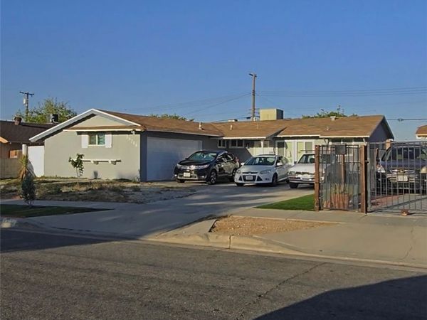 38714 2nd E, Palmdale, CA 93550