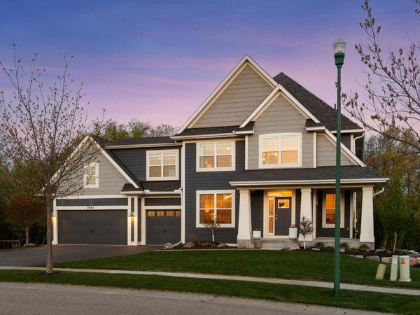 3933 Holasek Path , Chaska, MN 55318