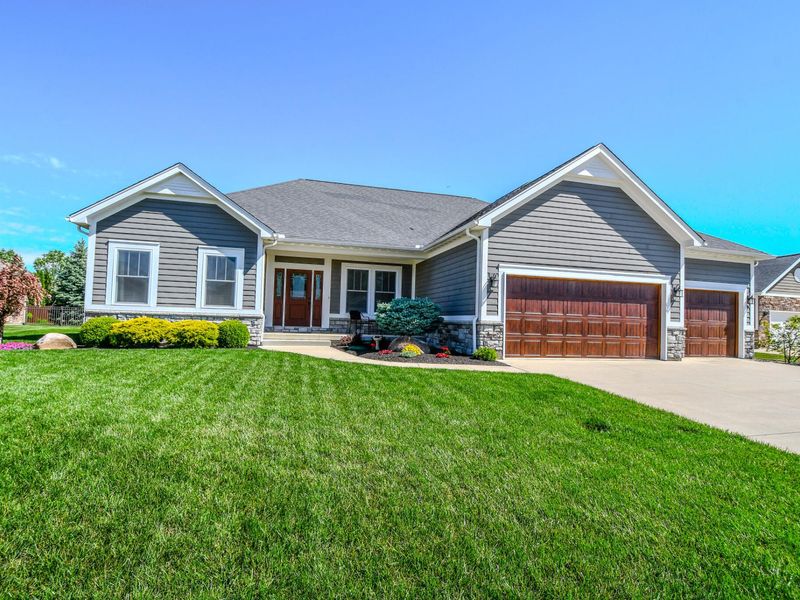 2313 Larkspur Drive, Troy, OH 45373 Photo 1