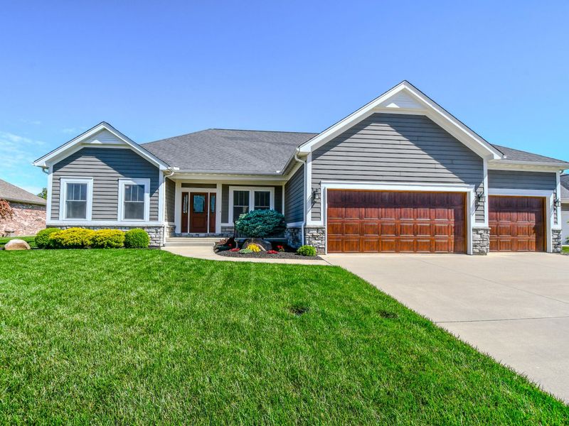 2313 Larkspur Drive, Troy, OH 45373 Photo 6