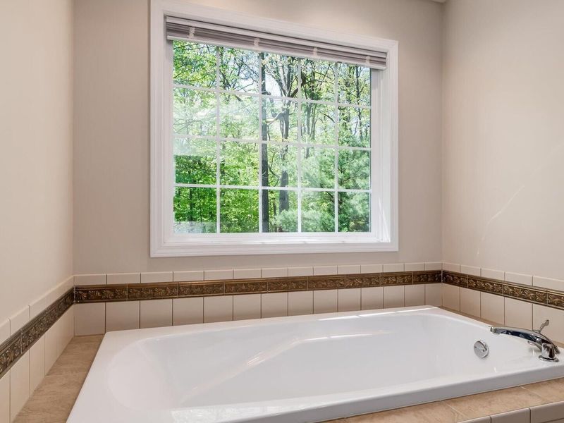 5180 Pine Valley Drive , Zanesville, OH 43701 Photo 35