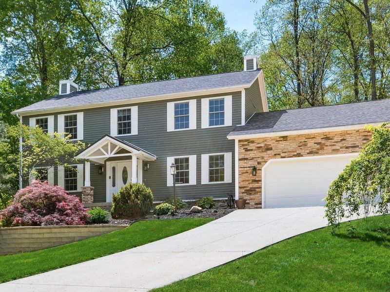 5180 Pine Valley Drive , Zanesville, OH 43701 Photo 4