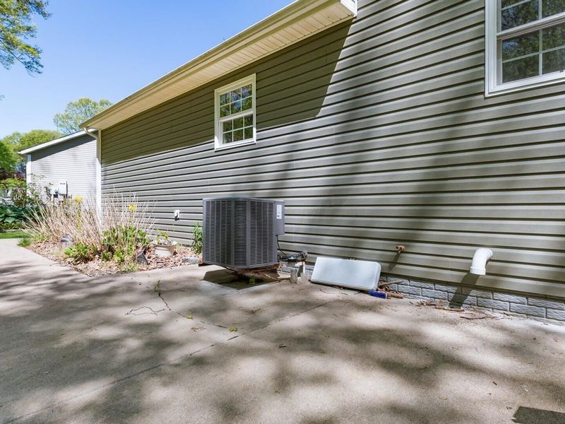 5180 Pine Valley Drive , Zanesville, OH 43701 Photo 60