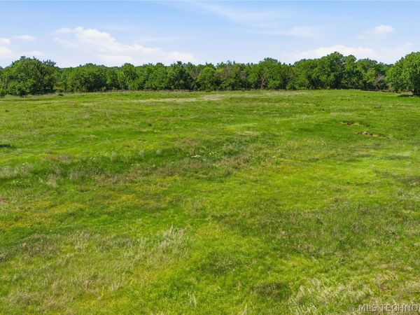 5231 W Lone Chimney Road, Glencoe, OK 74032