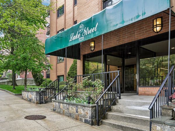 21 Lake Street , Unit 6J, White Plains, NY 10603
