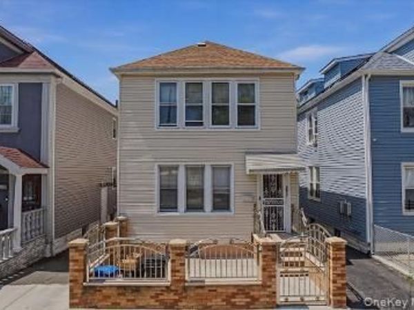 4527 Hill Avenue , Bronx, NY 10466