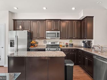 527 VIEW POINT WAY , FREDERICKSBURG, VA 22405