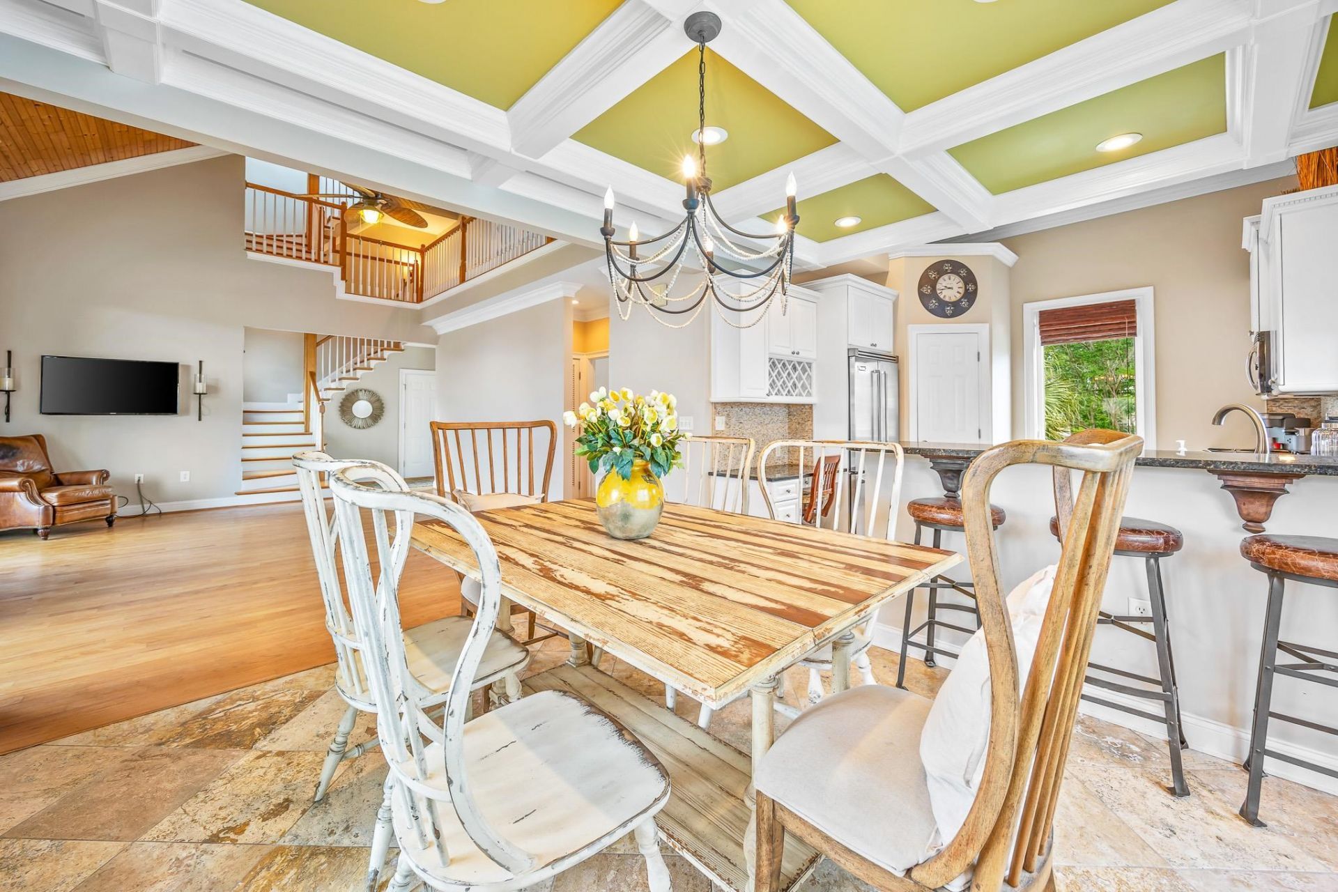1011 Clubhouse Dr. Photo 20
