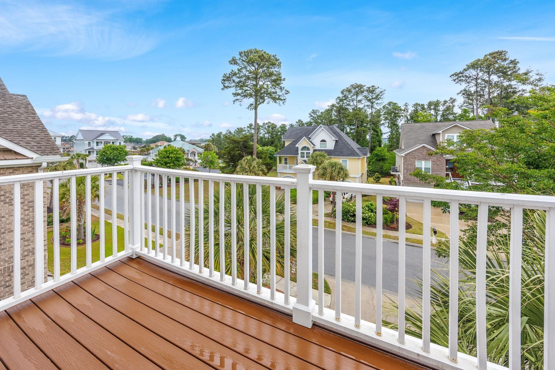 1011 Clubhouse Dr. Photo 25