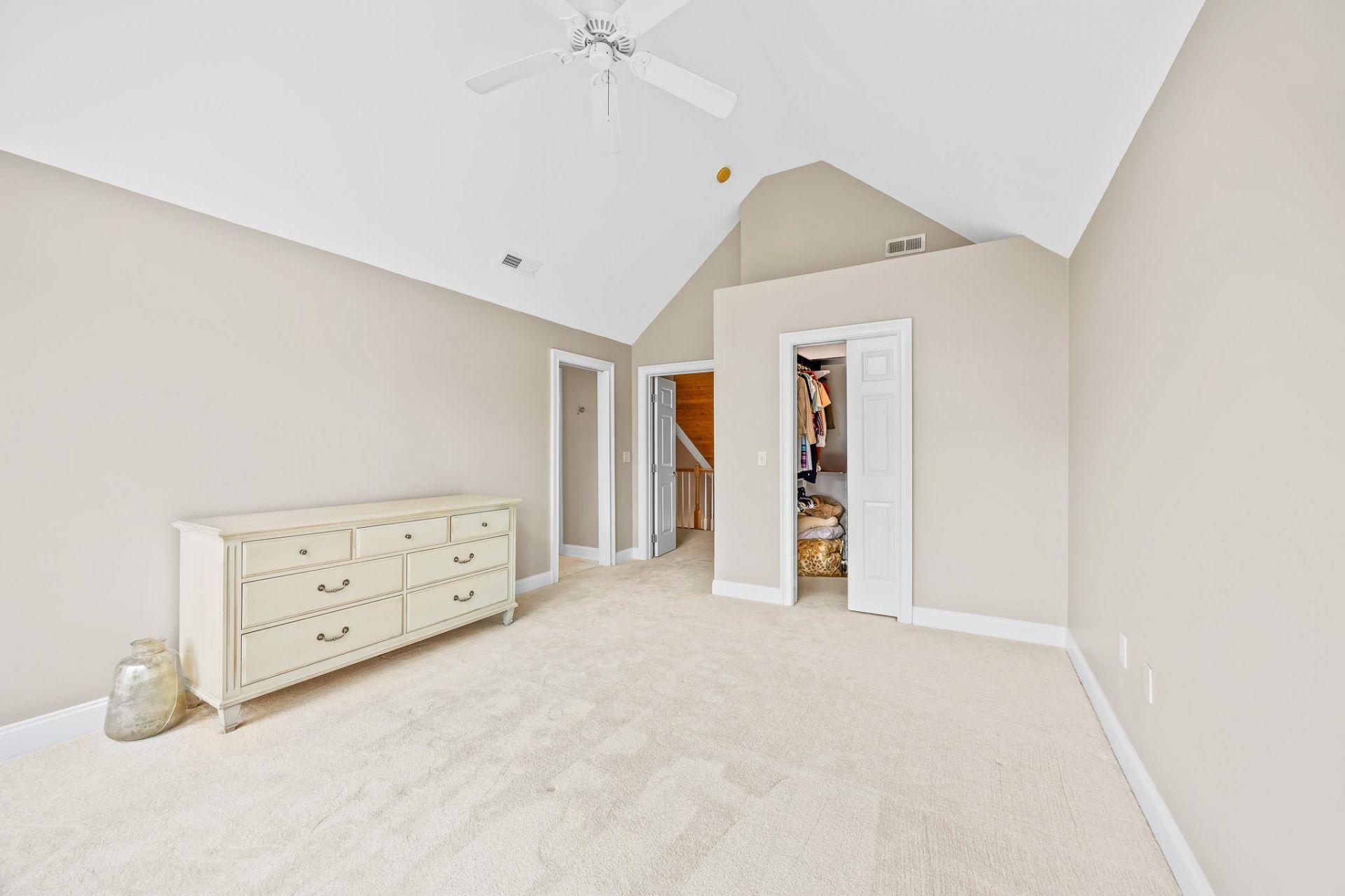 1011 Clubhouse Dr. Photo 26