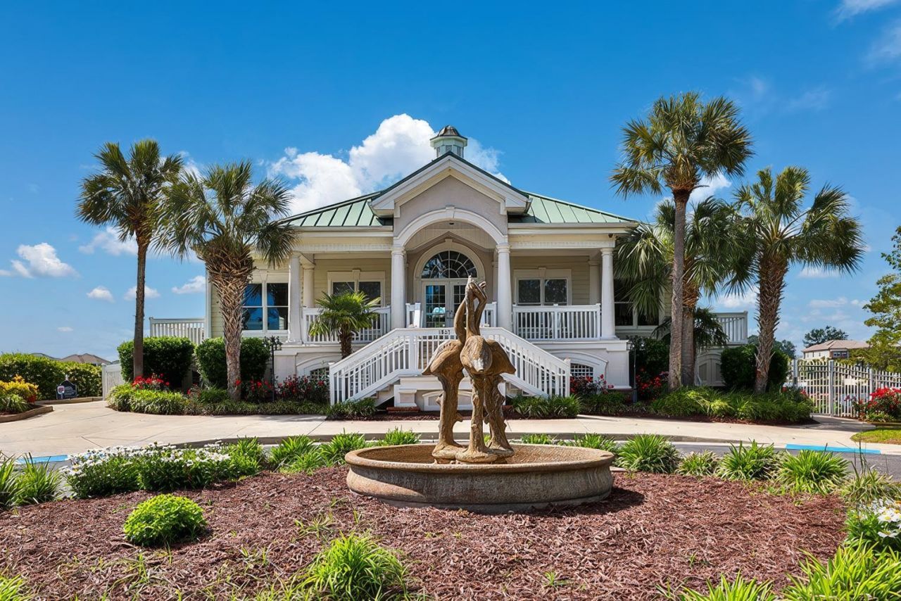 1011 Clubhouse Dr. Photo 63