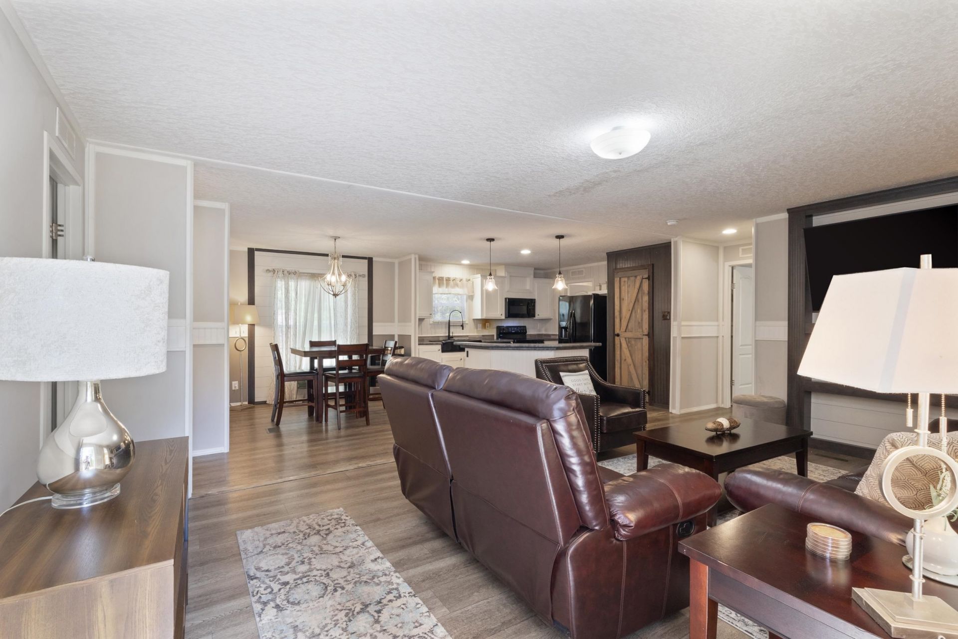1209 Railroad Dr. Photo 11