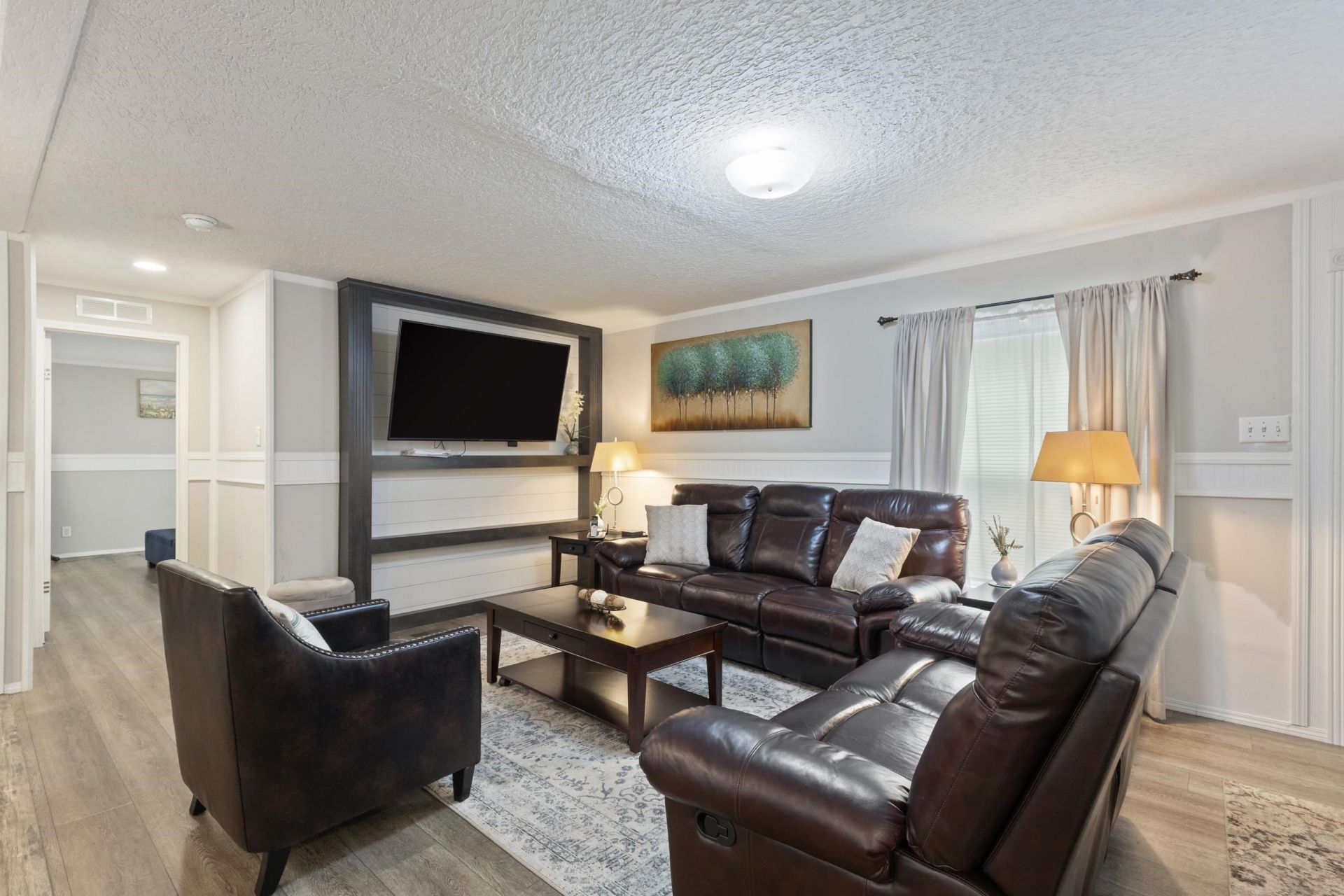1209 Railroad Dr. Photo 13