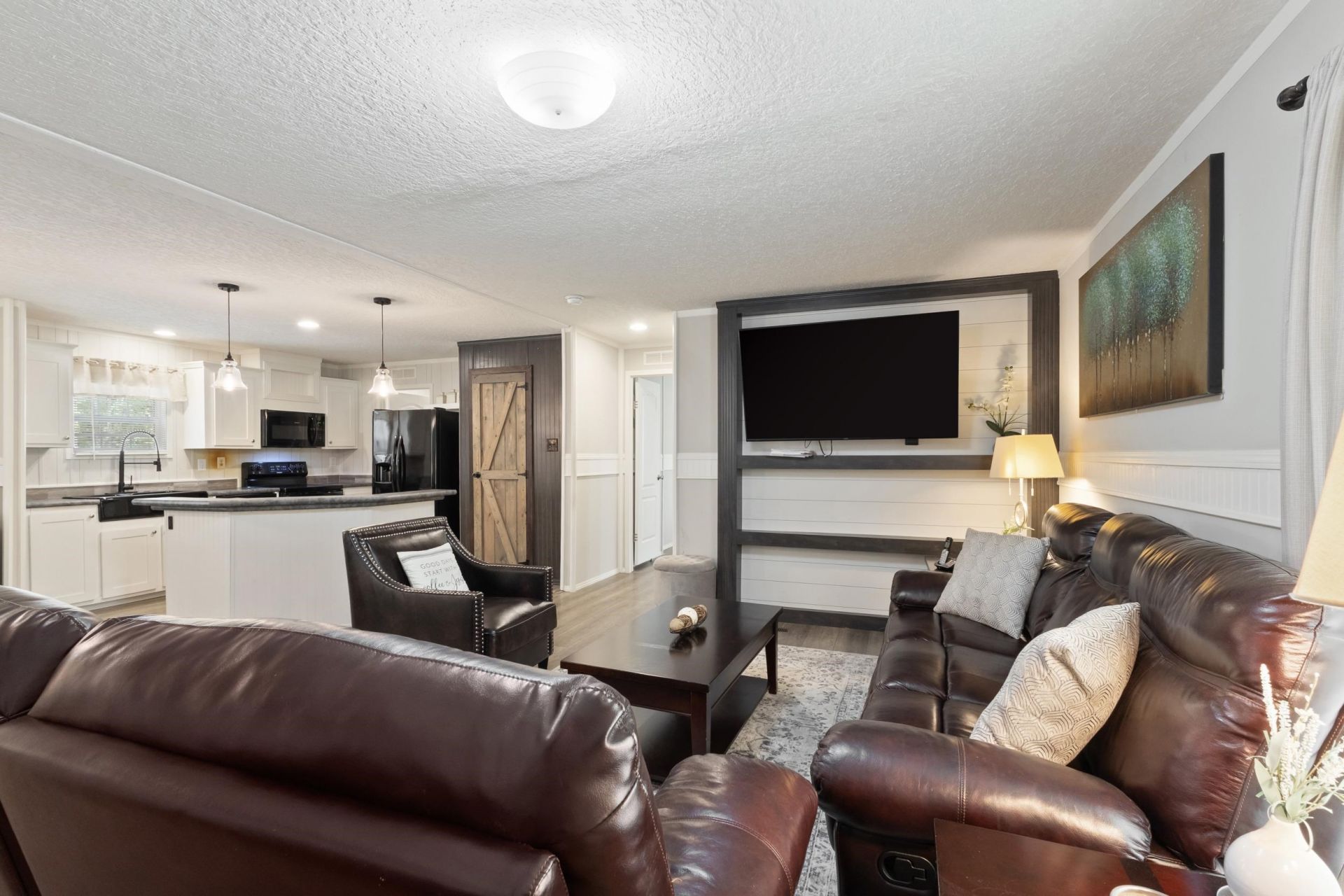 1209 Railroad Dr. Photo 16