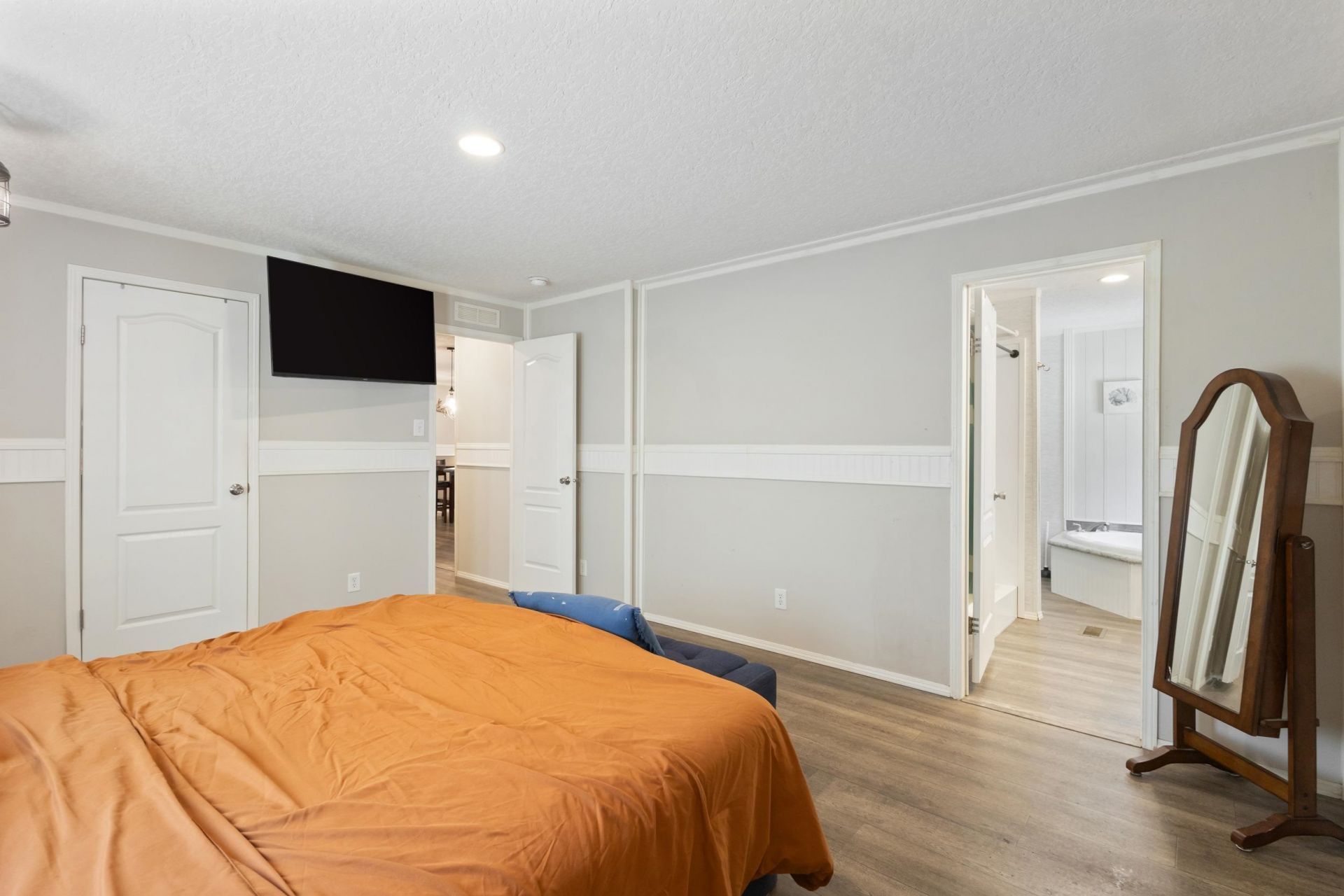1209 Railroad Dr. Photo 34