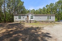 1209 Railroad Dr. photo 4