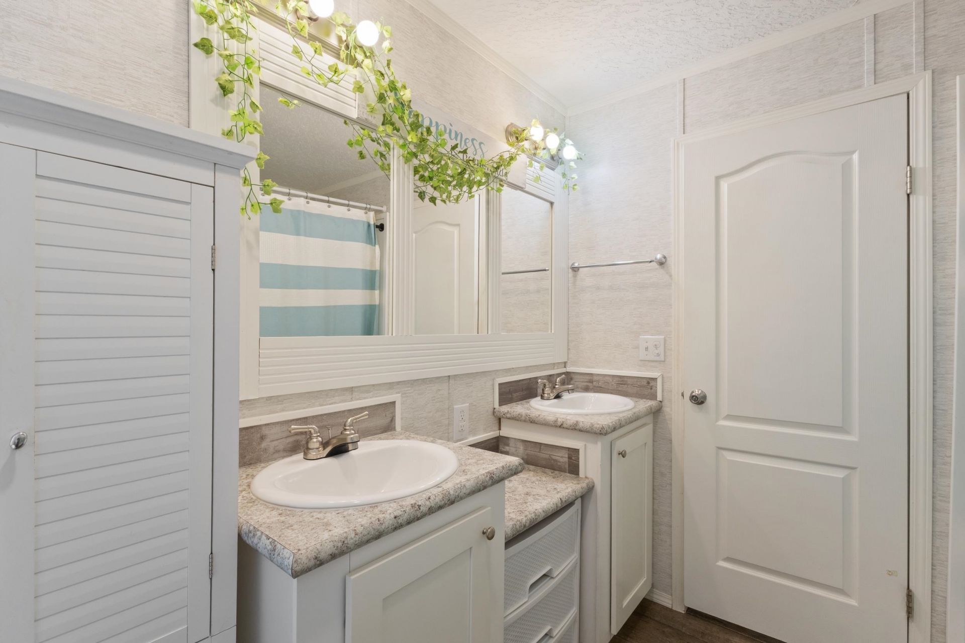 1209 Railroad Dr. Photo 43