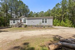 1209 Railroad Dr. photo 4