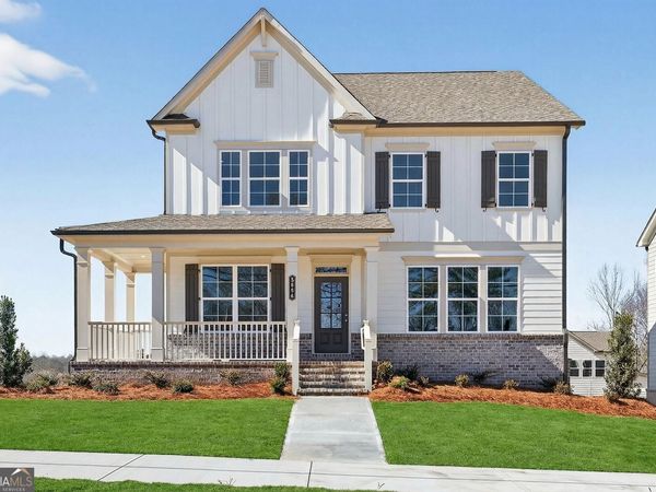 5550 Spring Street, Flowery Branch, GA 30542