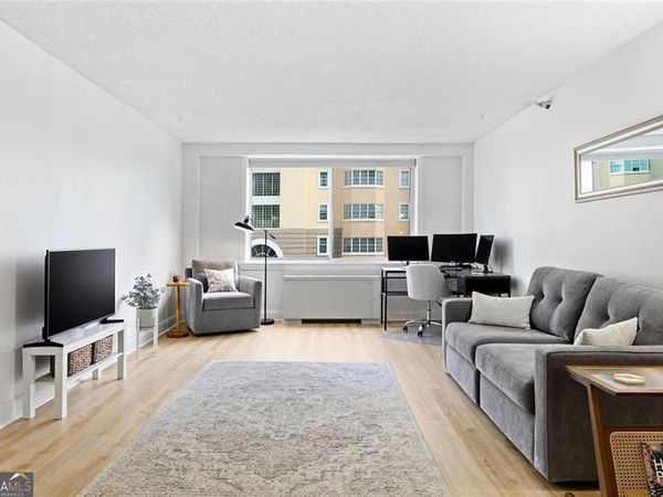 2479 Peachtree Road NE, Unit 303, Atlanta, GA 30305