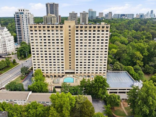2479 Peachtree Road NE, Unit 303, Atlanta, GA 30305