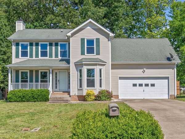 966 Roedeer Dr , Clarksville, TN 37042