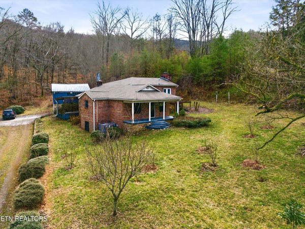 1224 State Highway 310 , Englewood, TN 37329