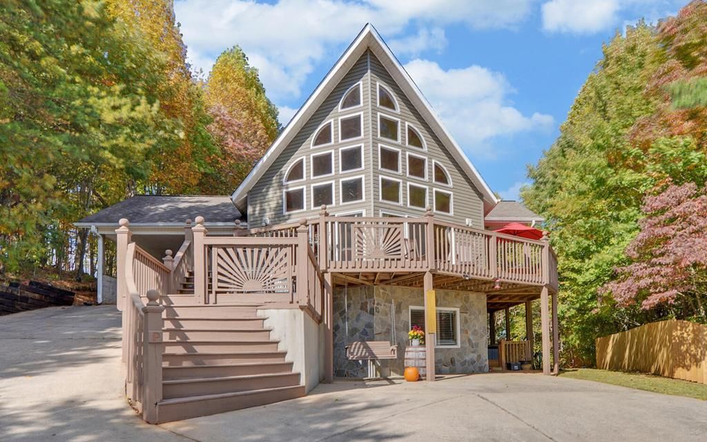 145 Lookout Drive, Blue Ridge, GA 30513 Main Photo