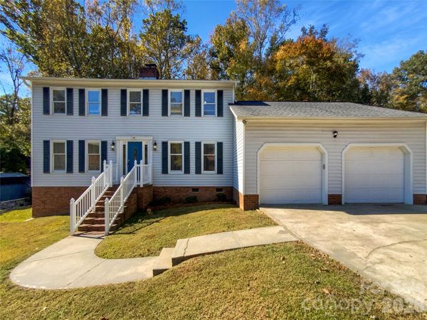 561 Briarwood Lane, Lancaster, SC 29720