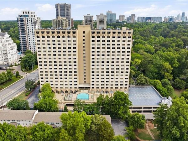2479 Peachtree Road NE, Unit 303, Atlanta, GA 30305