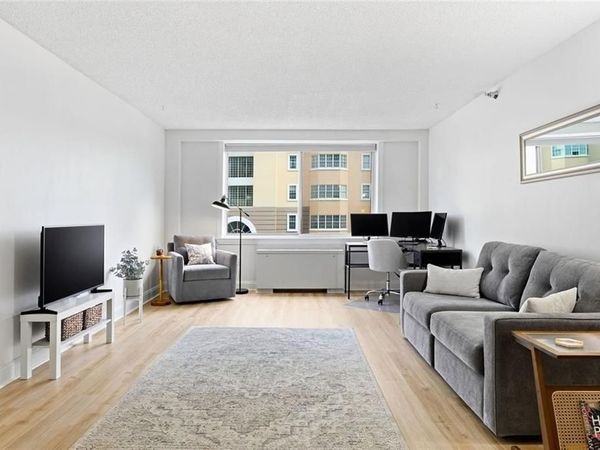 2479 Peachtree Road NE, Unit 303, Atlanta, GA 30305